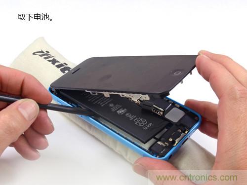 內(nèi)部能否出“彩”？“五彩機身”iPhone 5C拆解揭秘