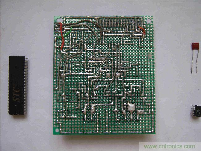 DIY集電容、電感和頻率為一體的測量儀器