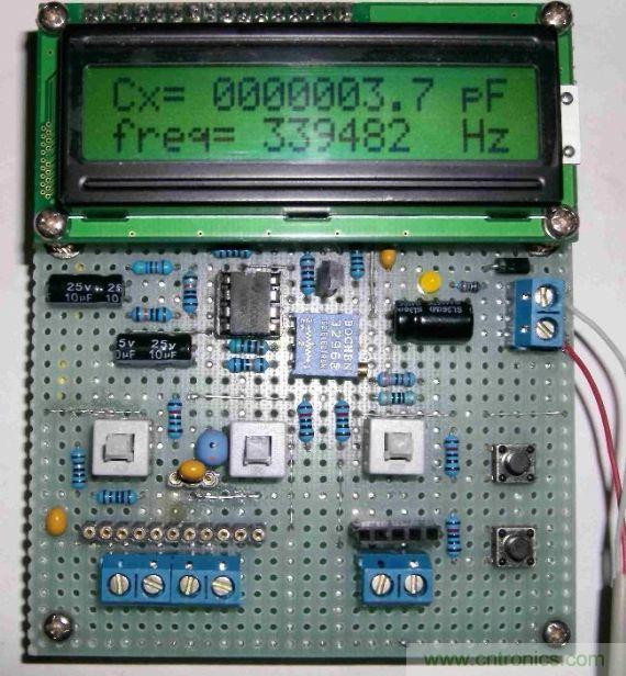 DIY集電容、電感和頻率為一體的測量儀器