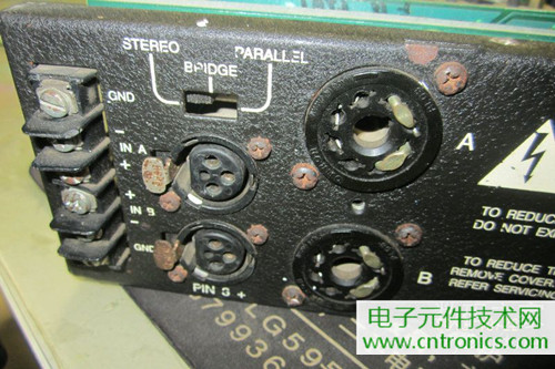 用料很給力！專業(yè)后級功放美國高峰FA1201拆解