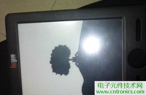 不怕摔的電紙書！一款柔性屏電子書閱讀器拆解