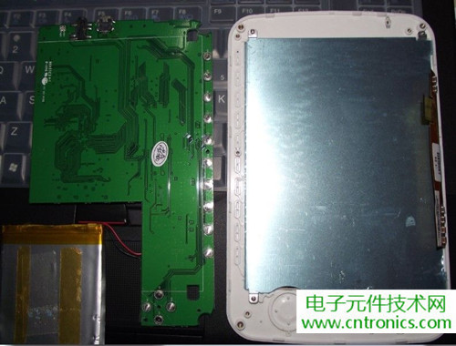 探秘電子紙！一款電紙書的電子墨水屏拆解