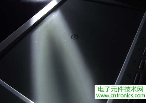 探秘電子紙！一款電紙書的電子墨水屏拆解
