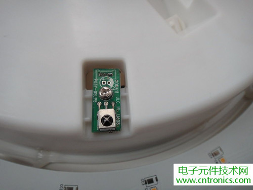 高端大氣上檔次！智能遙控調(diào)光LED吸頂燈拆解