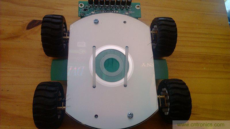 牛人力作！PCB版藍(lán)牙智能小車(chē)DIY