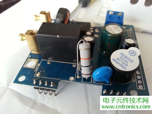 一款觸控開關(guān)拆解，做工不錯