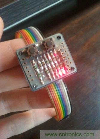 低調(diào)有內(nèi)涵！別人看不懂的LED電子表DIY
