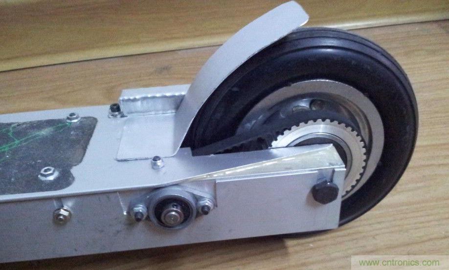 能工巧匠！DIY屬于你的電動滑板車！