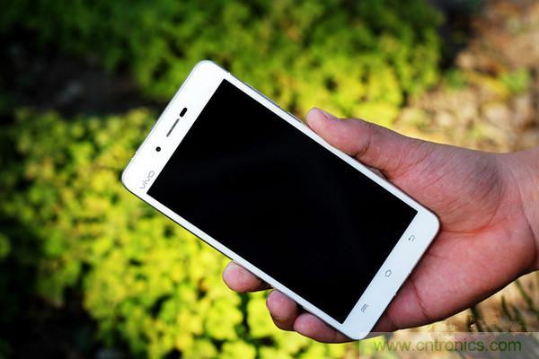 有圖有真相！暴拆VIVO X5 MAX,揭秘“最薄之謎”