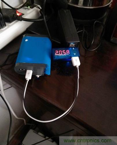 一拆便知！移動電源充電電流如何改造？