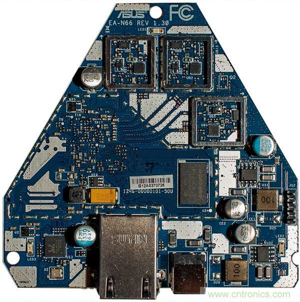 圖2：PCB為藍(lán)色的v1.3版本。