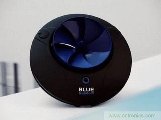 圖4：Blue Freedom是一種“微型水力發(fā)電廠”，能用利用流動的水來為便攜設(shè)備充電。