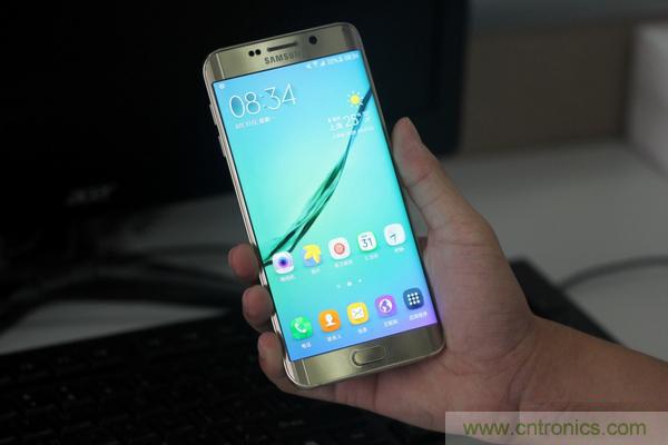 三星S6 Edge+拆解：比S6 Edge加在哪里？