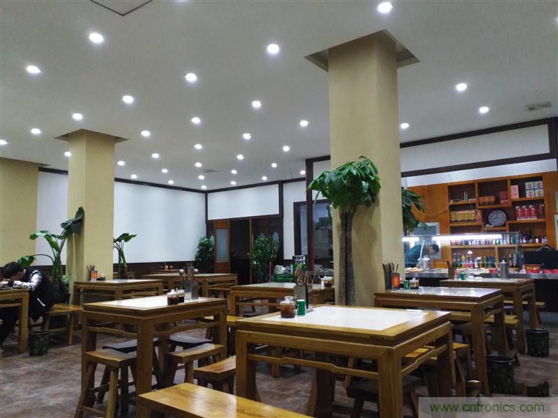 前世500次回眸,換來今生一次擦肩而過，那500多天的等待能否讓錘子揚(yáng)眉吐氣？