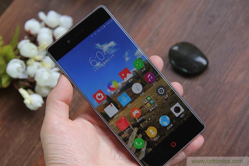 無邊框的 nubia Z9 ，一款既有驚喜，又有驚艷的智能手機(jī)
