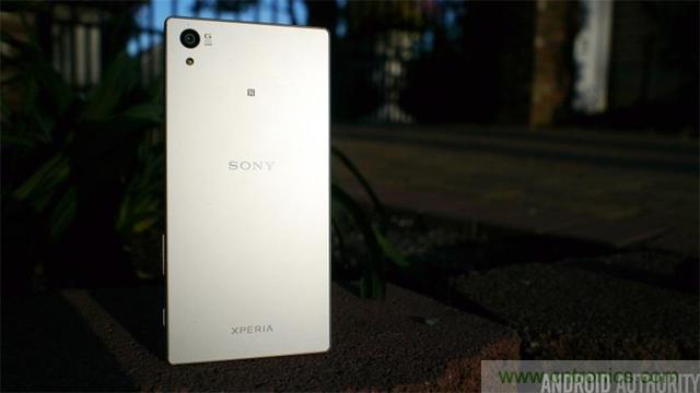傳奇索尼，憑借Sony Xperia Z5能否在移動(dòng)市場(chǎng)奪得一席之地？