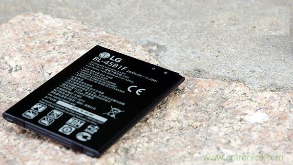 業(yè)界良心 LG V10 評測:剛毅、冷峻，不失人性化