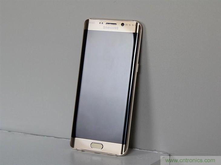 三星S6 edge+評(píng)測(cè)：擊退note 5，帶著雙曲屏卷土重來(lái)
