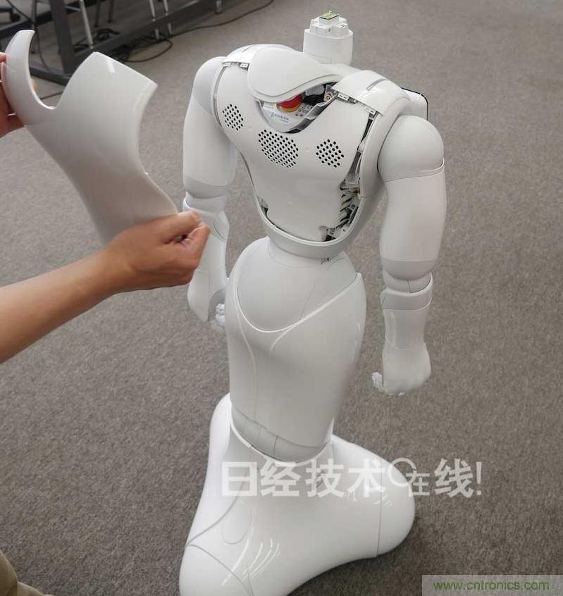 拆解筆記本不過癮，那就來拆拆日本情感機器人吧！