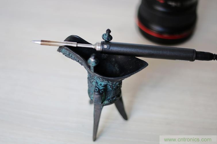 一款能喚起 70 后工程師朋友“童年趣事”的迷你電烙鐵！