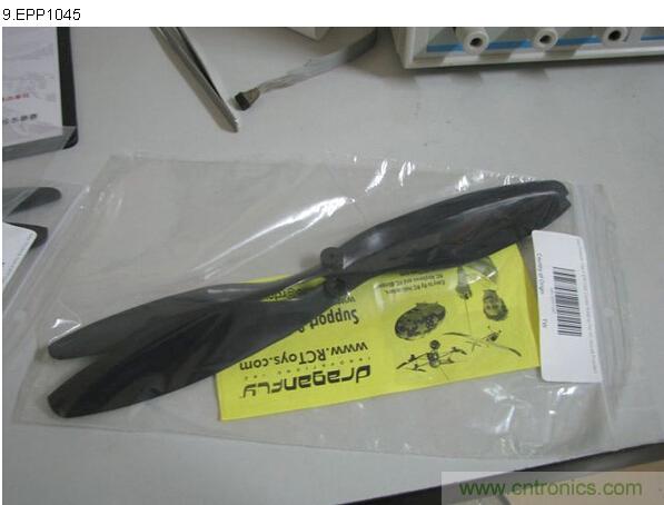 無人機 DIY 制作全過程，酷得不要不要的！
