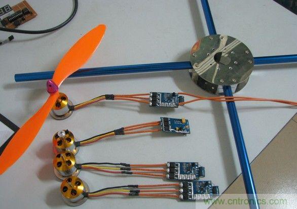 無人機 DIY 制作全過程，酷得不要不要的！