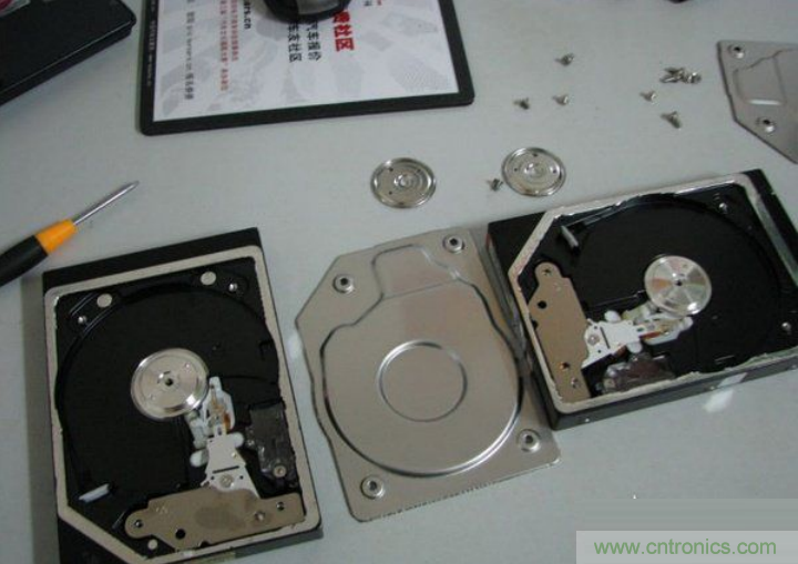 無人機 DIY 制作全過程，酷得不要不要的！