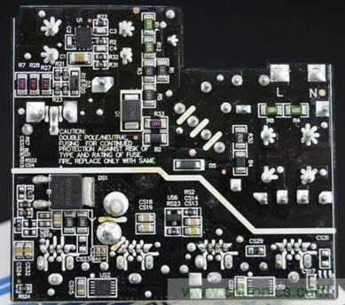 69元小米4口USB充電器詳細(xì)拆解，看完你也能DIY一個(gè)