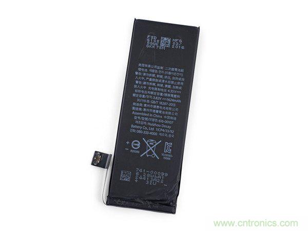 有什么地方?jīng)]有變？iPhone SE真機(jī)拆解