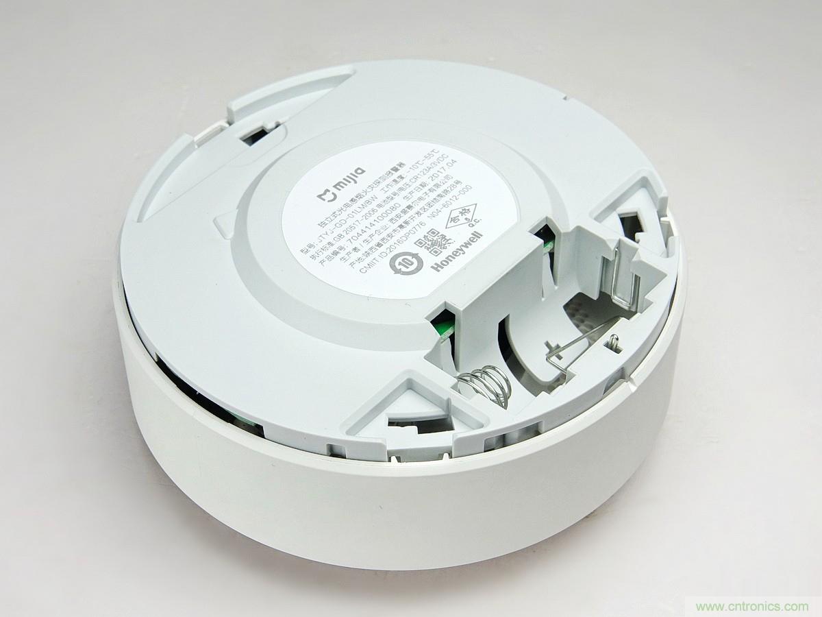小米煙霧報警器拆解：一顆電池可用五年是如何做到的？