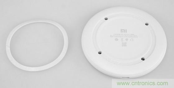 拆解對比：系出同門，小米、紫米無線充電器的差別有多大？