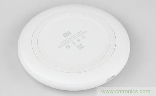 拆解對比：系出同門，小米、紫米無線充電器的差別有多大？