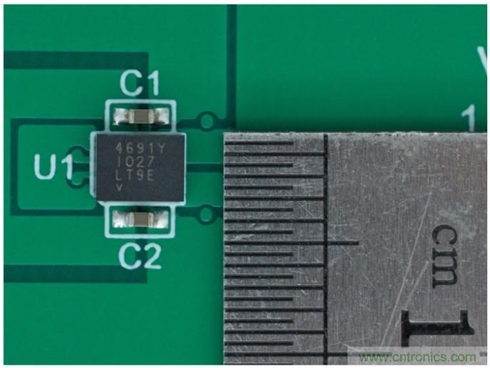 3.6V輸入、雙路輸出µModule降壓穩(wěn)壓器以3mm × 4mm小尺寸為每通道提供2A電流